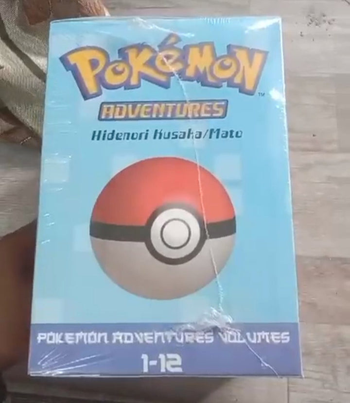 Pokemon Adventures Red &amp; Blue Box Set (Set Includes Vols. 1-12)