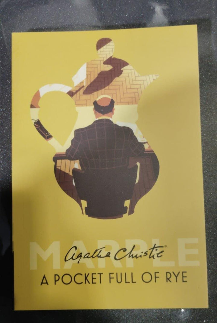 A Pocket Full of Rye (Miss Marple, #6) by Agatha Christie